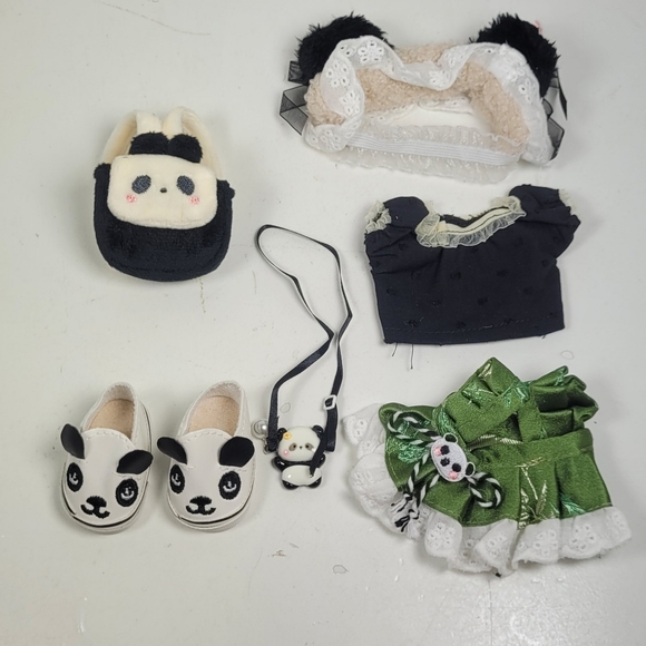 Labubu Adorable Panda outfit doll not included - Picture 14 of 14